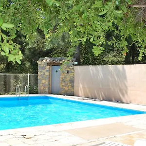  Vakantiehuis Du Domaine De Serre Long